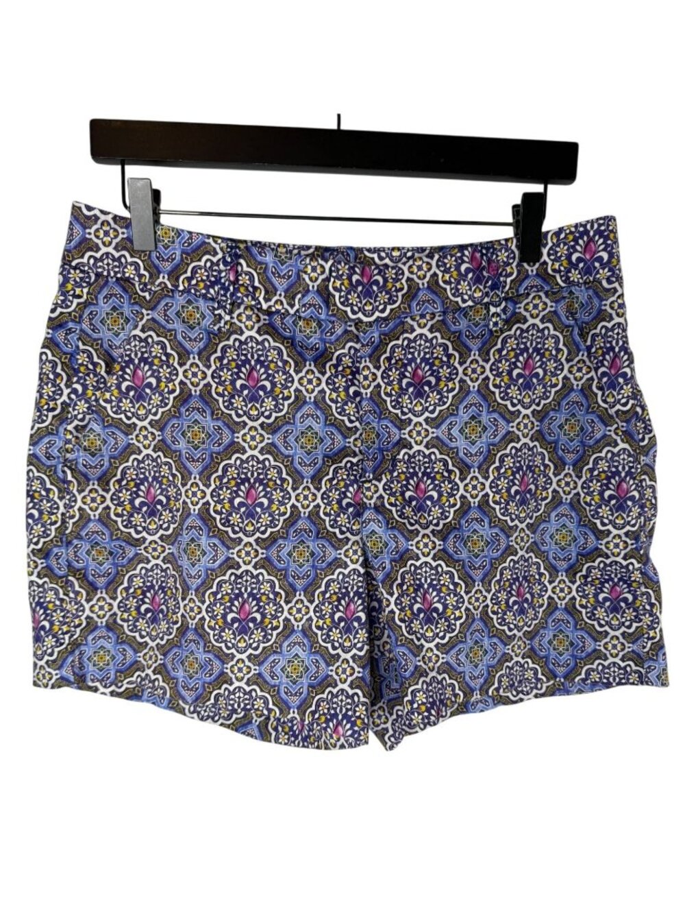 Level 99 Womens 31 Linen Blend Shorts Blue Medallion Print Casual